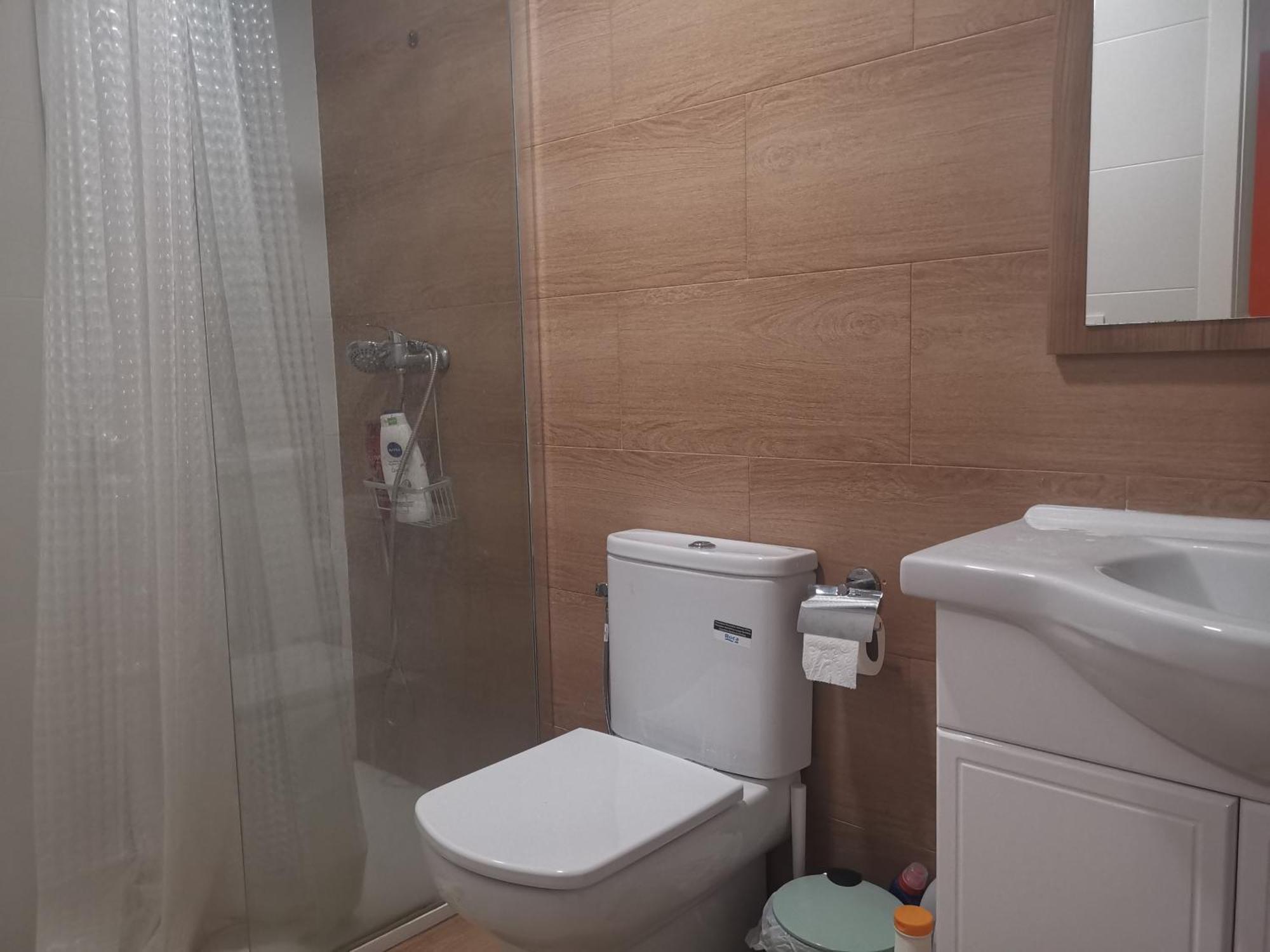 Mirador 2 Del Mercado Central - Habitacion Con Bano Privado En El Centro De La Ciudad Vella 瓦伦西亚 外观 照片