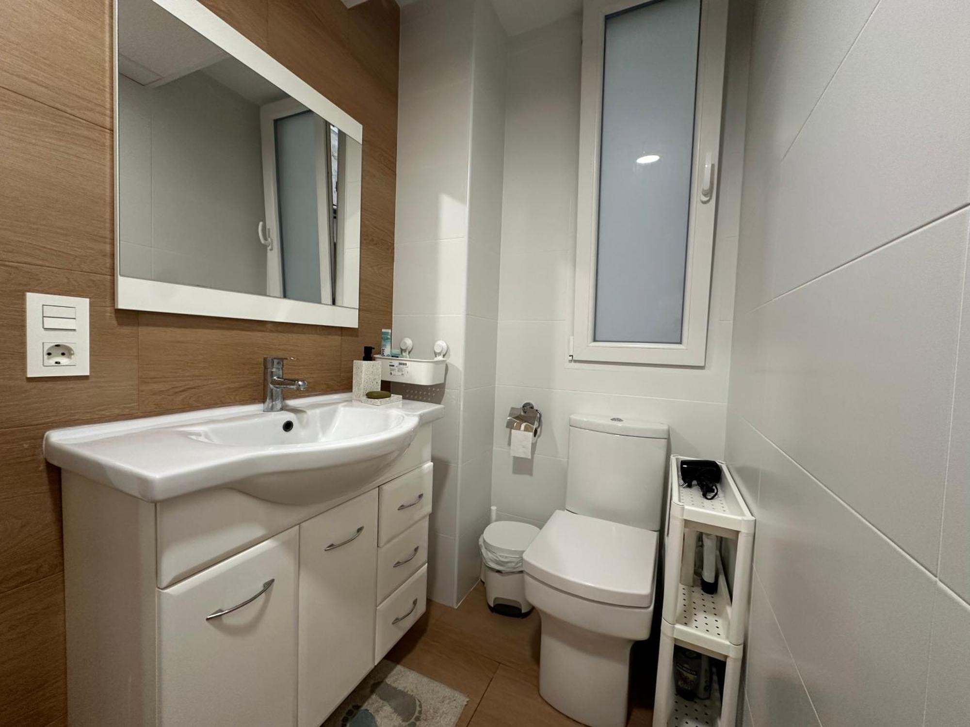 Mirador 2 Del Mercado Central - Habitacion Con Bano Privado En El Centro De La Ciudad Vella 瓦伦西亚 外观 照片
