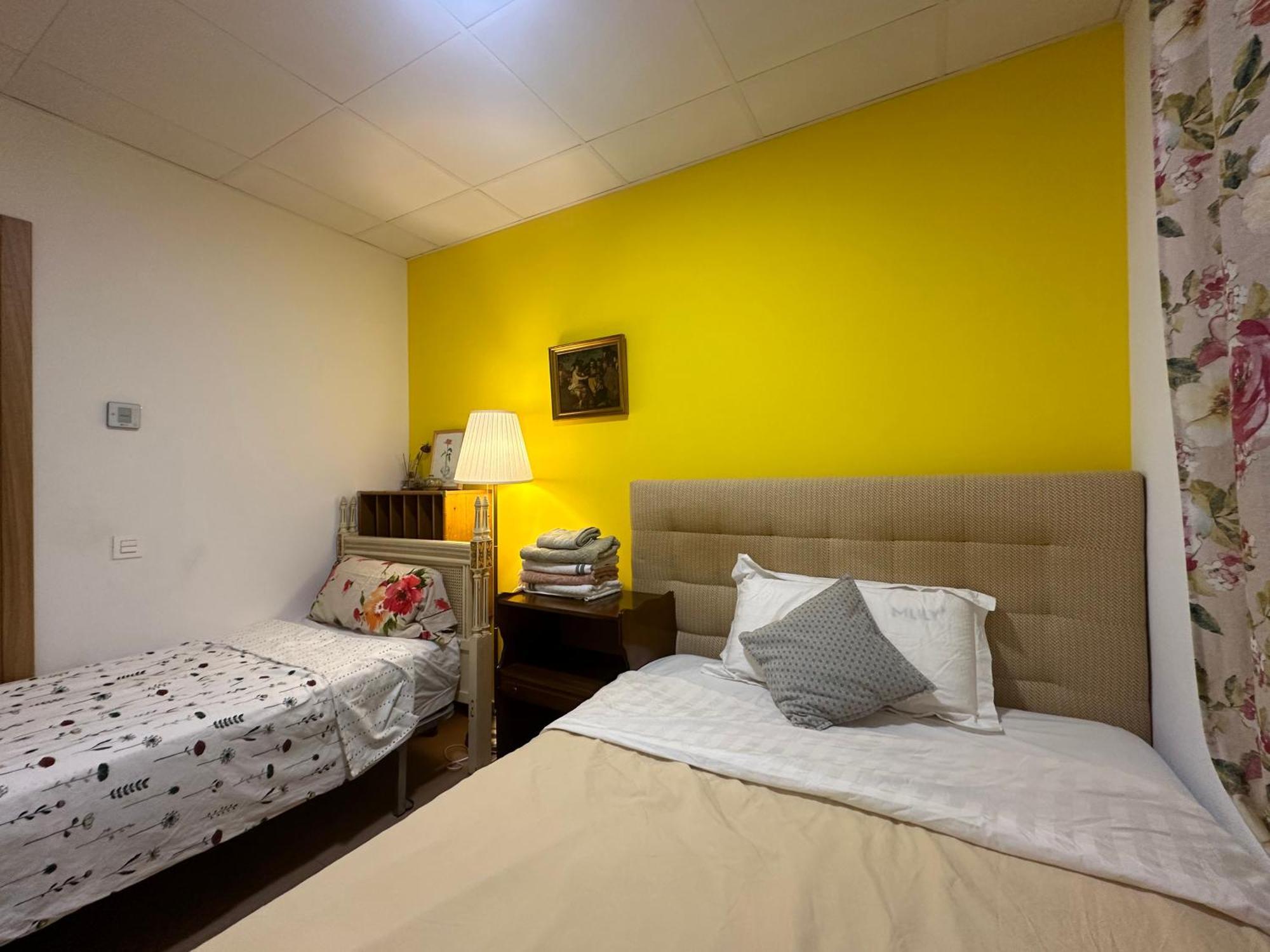 Mirador 2 Del Mercado Central - Habitacion Con Bano Privado En El Centro De La Ciudad Vella 瓦伦西亚 外观 照片