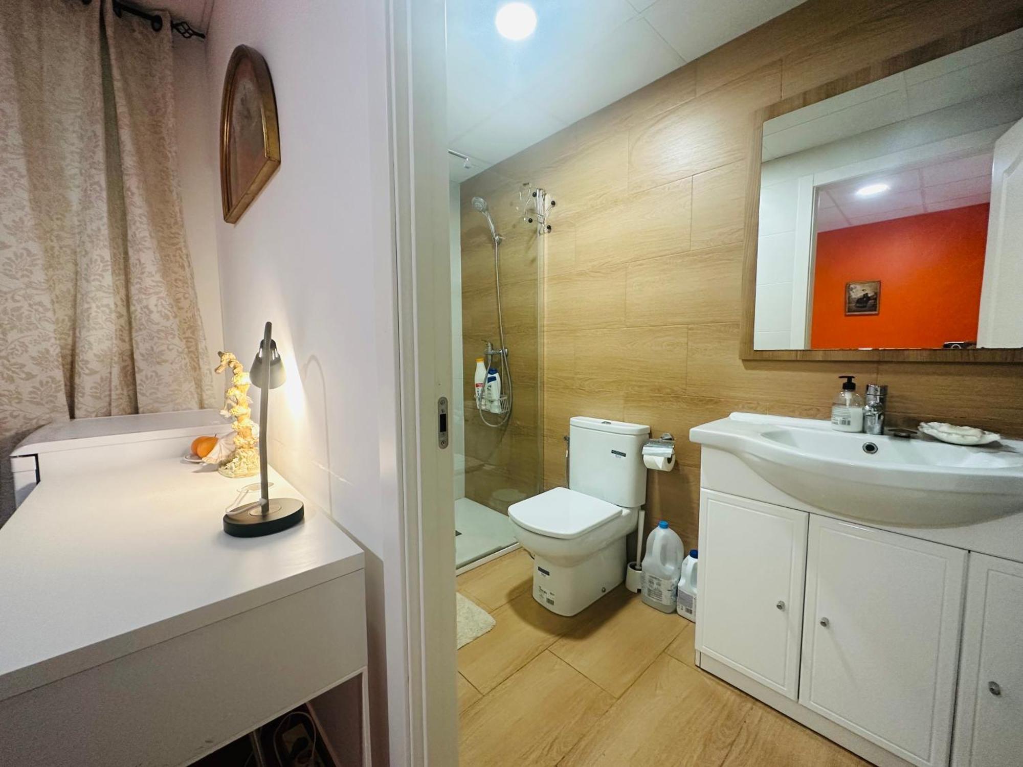 Mirador 2 Del Mercado Central - Habitacion Con Bano Privado En El Centro De La Ciudad Vella 瓦伦西亚 外观 照片